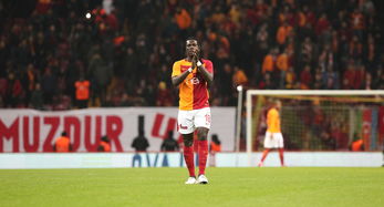 MILANSPORT下载-顶级球队控球占比与射正率是否真的有关联性，控球率90%